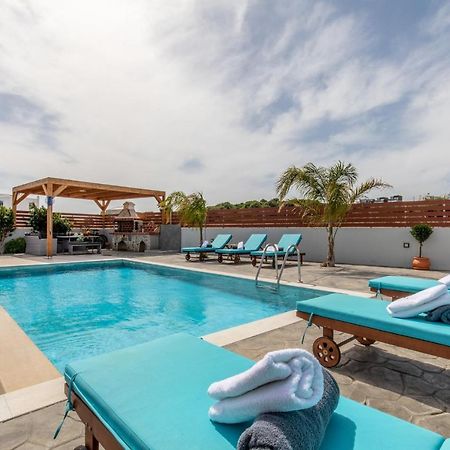 Dorieus Villa Lakhania Exteriér fotografie