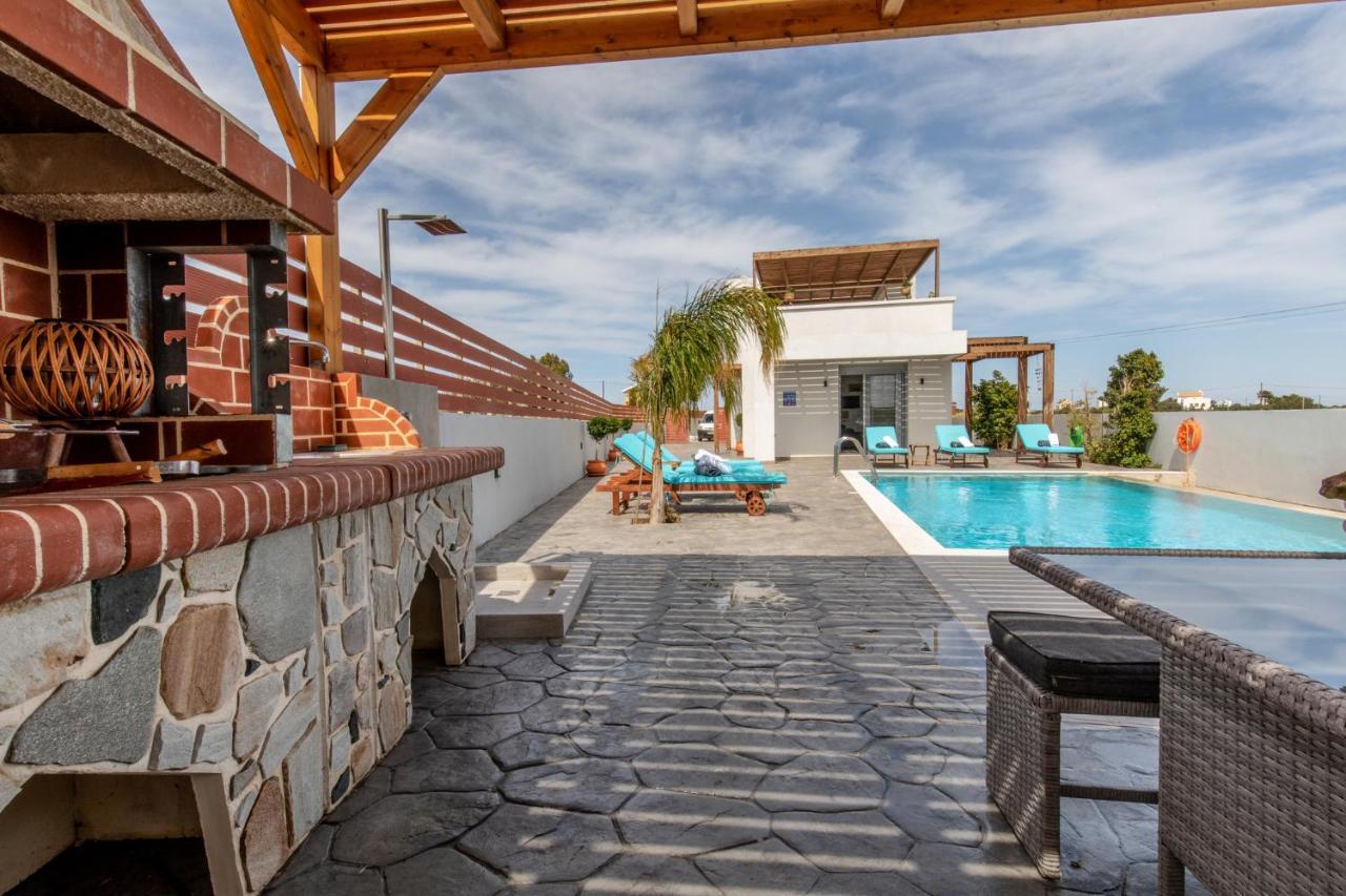 Dorieus Villa Lakhania Exteriér fotografie