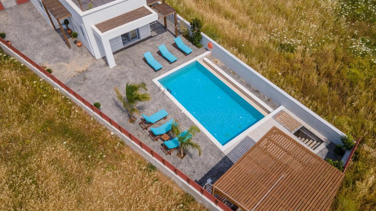 Dorieus Villa Lakhania Exteriér fotografie
