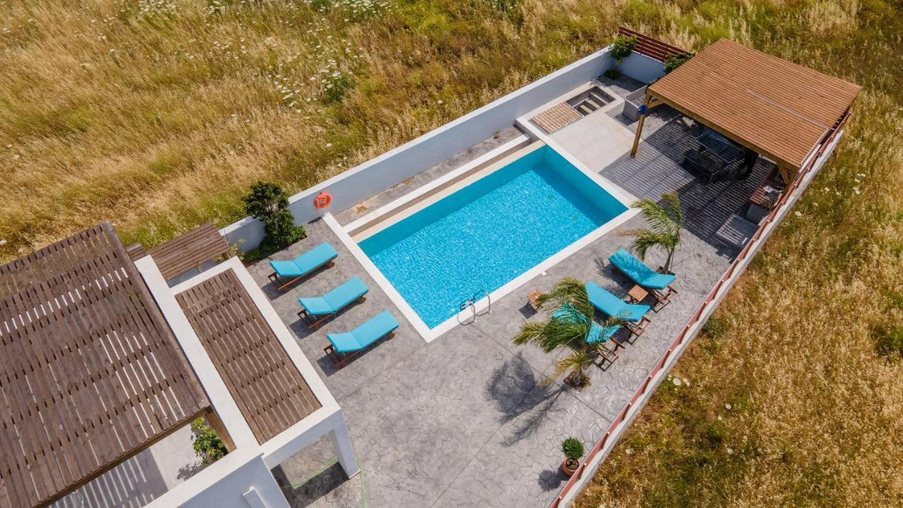 Dorieus Villa Lakhania Exteriér fotografie